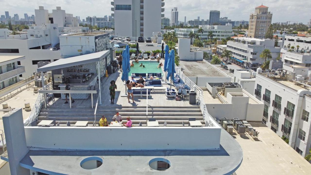 Deluxe Apartments At The Congress ไมอามีบีช ภายนอก รูปภาพ